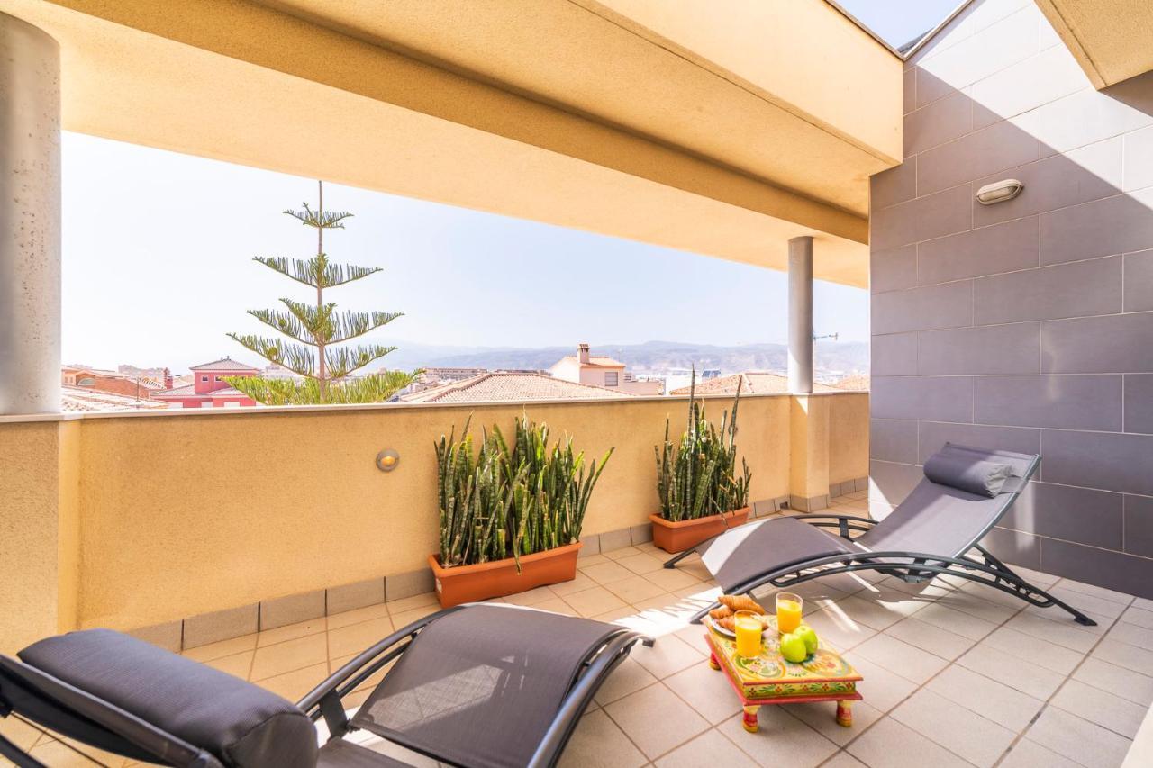 Atico Dentro De Casa Privada Acomodação com café da manhã Roquetas de Mar Exterior foto